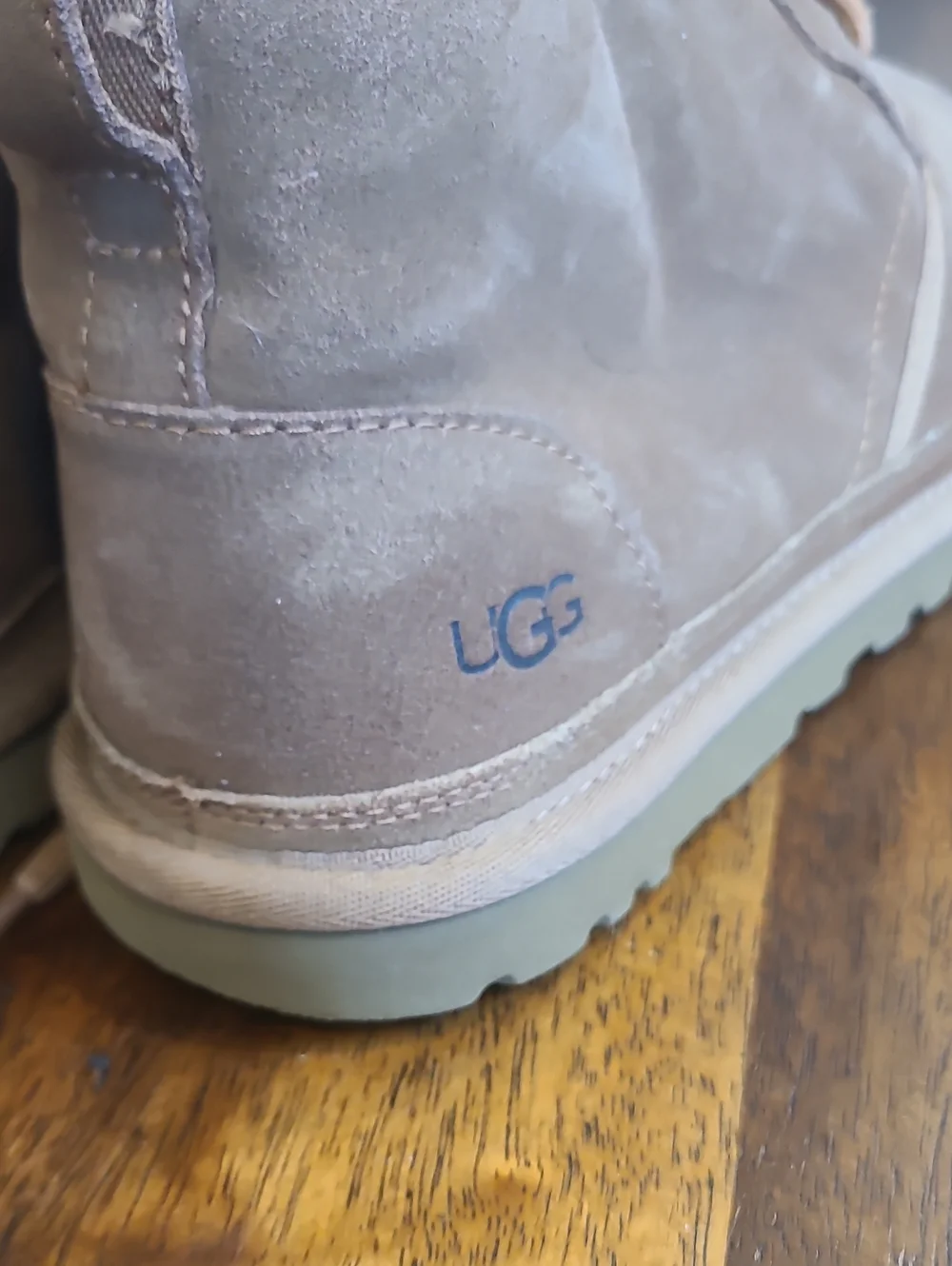 UGG Mens Neumel Chukka Boot Chestnut Brown Suede Size 9